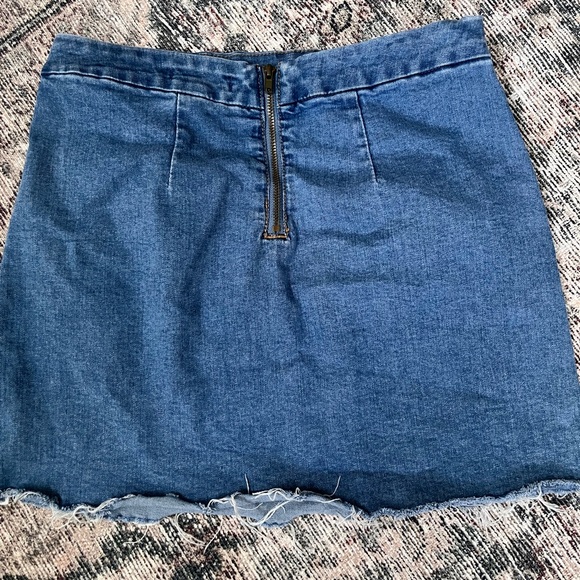 Forever 21 Denim skirt - Picture 2 of 3